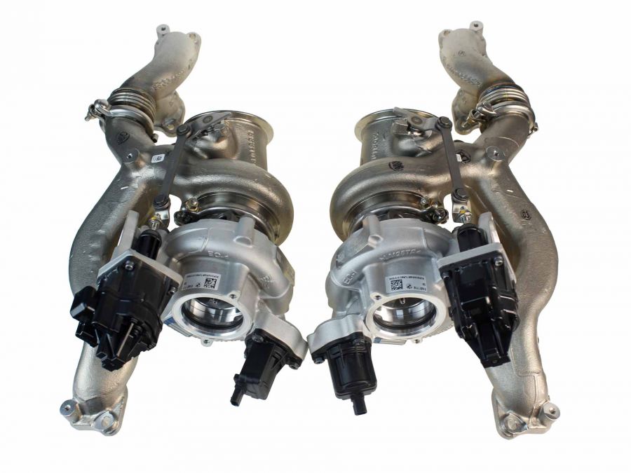 Nowa turbosprężarka 8657717 18559700097 Rolls Royce 6.6L V12 N74 420kW 2016 - Photo 8 Nowa turbosprężarka 8657717 18559700097 Rolls Royce 6.6L V12 N74 420kW 2016 - Photo 8